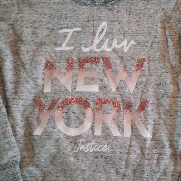 Justice Pullover - Picture 2 of 3